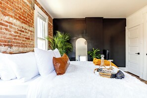 Room - Jungle House Historic Lofts – German Village (Columbus)