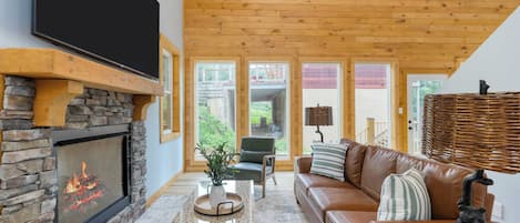 Nhà (3 Bedrooms) | Nội thất