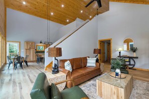 Nhà (3 Bedrooms) | Nội thất
