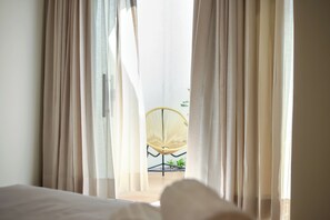 Chambre Triple Standard, plusieurs lits, accessible aux personnes à mobilité réduite | Wi-Fi gratuit, draps fournis