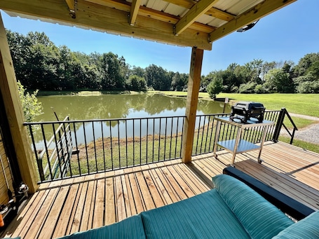 Property grounds. Country Container Tiny House. Experience peace by the water & native wildlife!