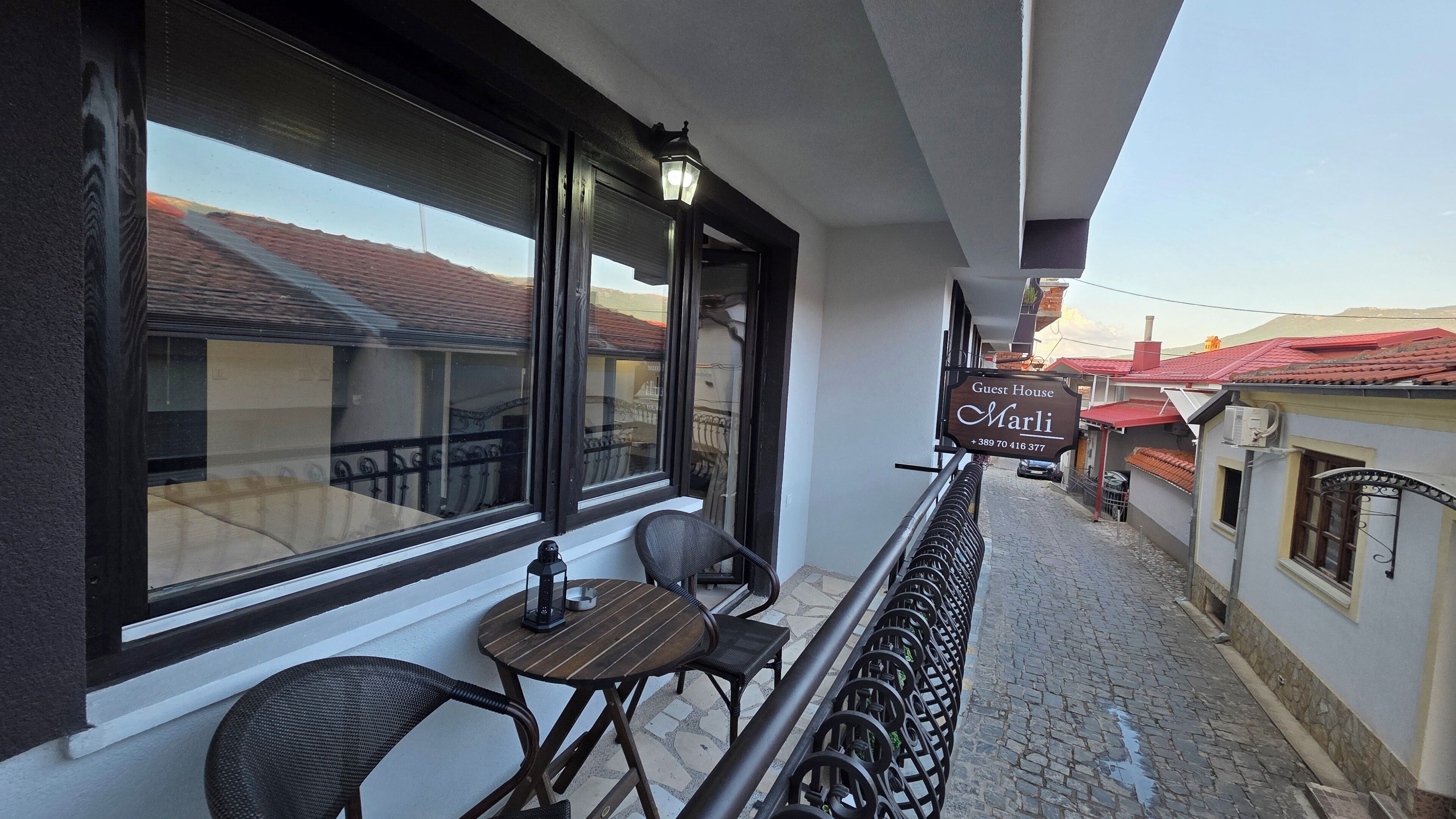 تناول الطعام بالخارج