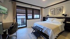 1 bedroom, internet, bed sheets