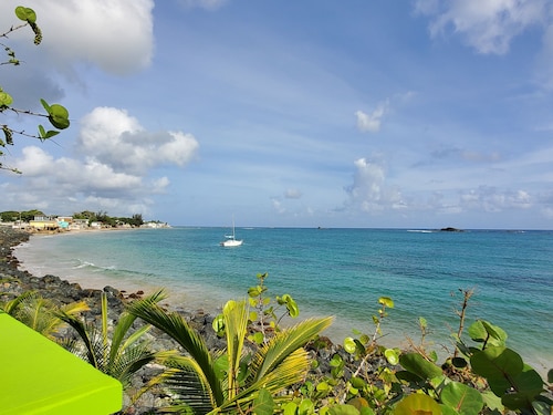 Ocean Dreams Apt # 1, 
3 bedroom apartment with AC in charming Vega Baja