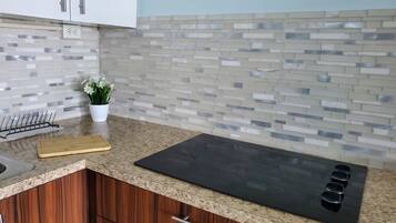 Microwave, stovetop, paper towels