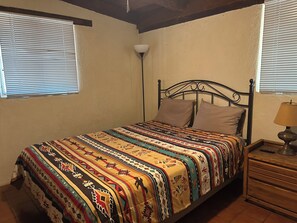 2 間睡房、熨斗/熨衫板、免費 Wi-Fi、床單