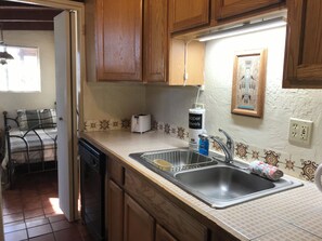 Fridge, microwave, oven, stovetop - 2 Bedroom Home on 10.5 Acre Guest Ranch with Full Kitchen! (Tucson)