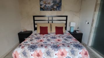 Apartment, Balkon, Meerblick | Badezimmer