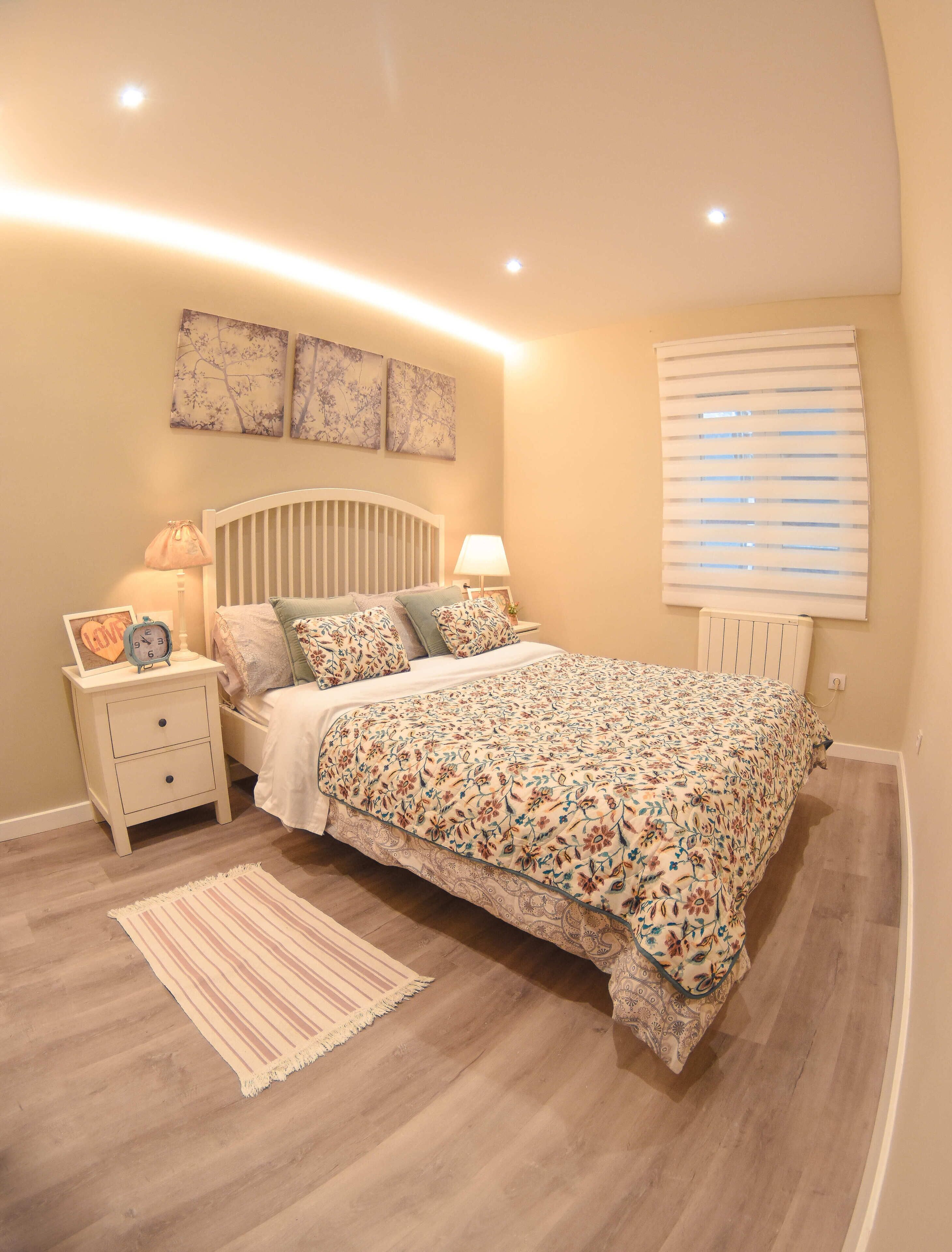 2 bedrooms, iron/ironing board, travel cot, WiFi