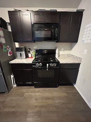 Microwave, oven, stovetop, dishwasher