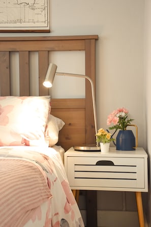 2 bedrooms, iron/ironing board, travel crib, free WiFi