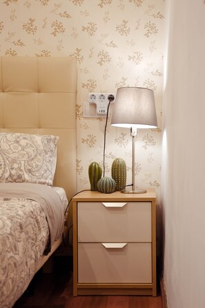 3 bedrooms, iron/ironing board, travel crib, WiFi