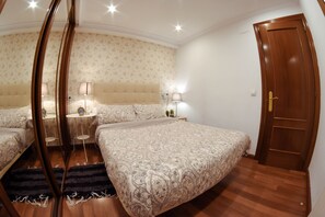 3 bedrooms, iron/ironing board, travel crib, WiFi