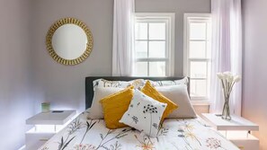 2 bedrooms, iron/ironing board, WiFi, bed sheets