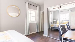 2 bedrooms, iron/ironing board, WiFi, bed sheets - NEW Casita Azul in East LA (East Los Angeles)