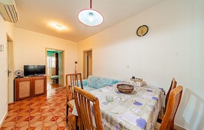TV - Awesome apartment in Korcula with WiFi (Korcula)