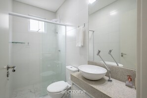 Bathroom - 2BR apt w/ Bbq, 800m From Beach Cba0902 (Itapema)