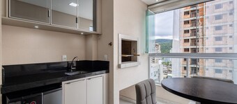 2BR apt w/ Bbq, 800m From Beach Cba0902