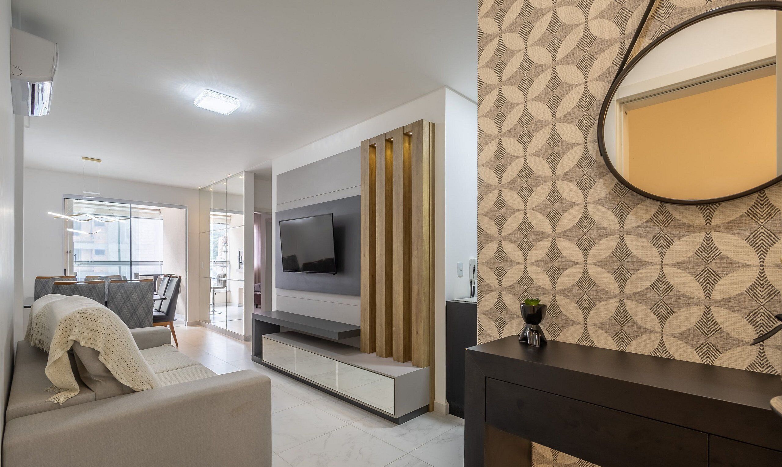 Basic Apartment | Living area