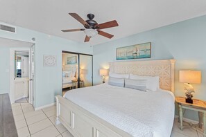 3 bedrooms, iron/ironing board, free WiFi, bed sheets - Beachfront Condo at Windward Pointe! (Orange Beach)