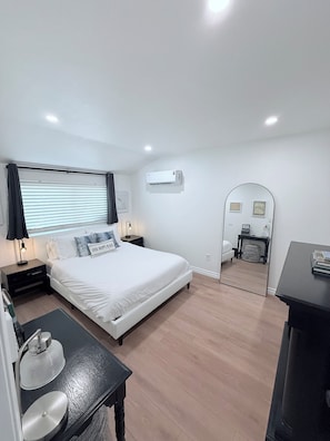 Desk, iron/ironing board, free WiFi, bed sheets