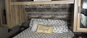 Delightful Camper RV with AC in charming Murrells Inlet - walk to restaurants