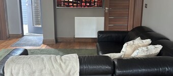 Beautiful detached bungalow with lovely garden and security gates