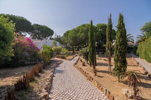 Jardines del alojamiento