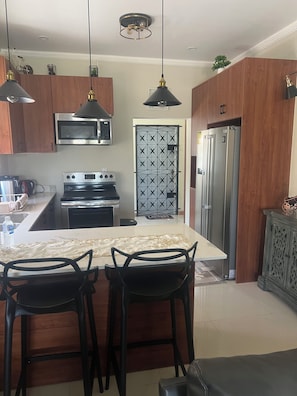 Microwave, oven, stovetop, coffee/tea maker