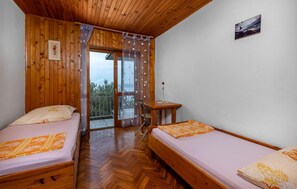 2 bedrooms, free WiFi