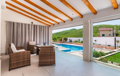 Nice home in Cvrljevo