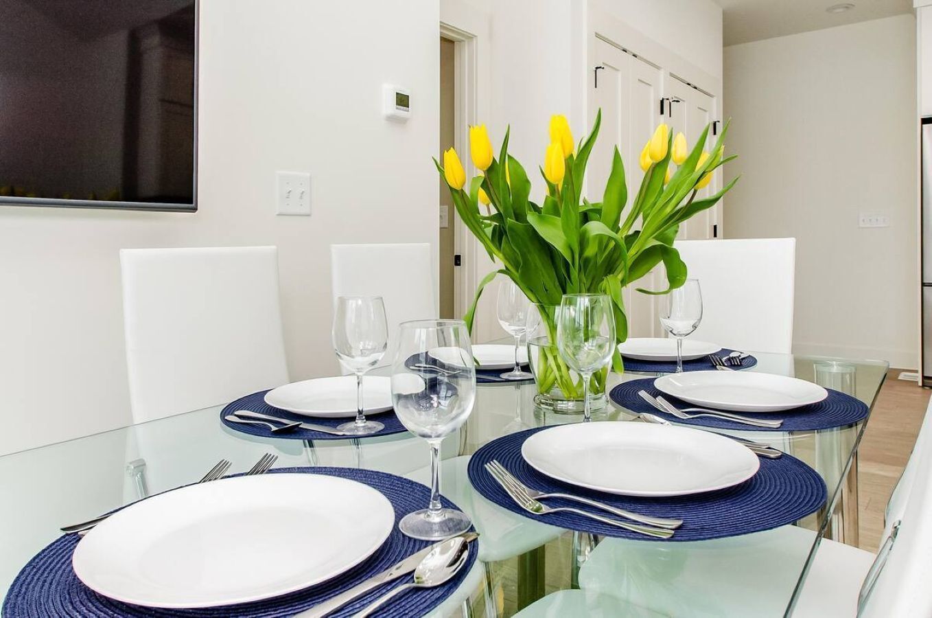 Casa de lujo, no fumadores, Aire acondicionado | Servicio de comidas en la habitación