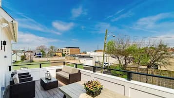 Casa superluxo, para não fumantes, aceita animais de estimação | Terraço/pátio