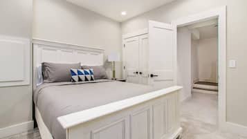 Egyptian cotton sheets, premium bedding, memory foam beds