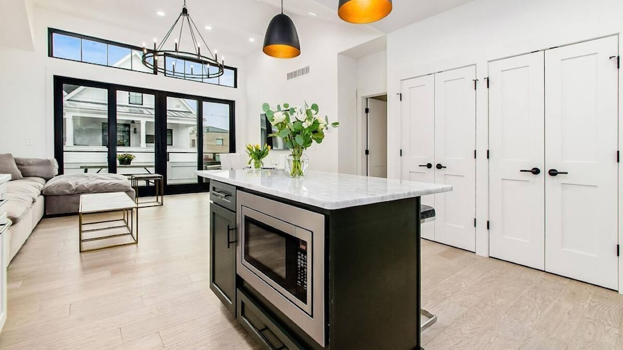 Jungle House Designer Residences – Downtown Columbus