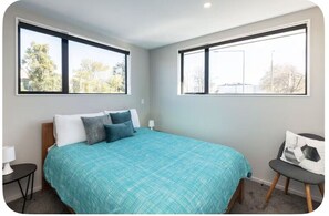 1 bedroom, iron/ironing board, internet, bed sheets