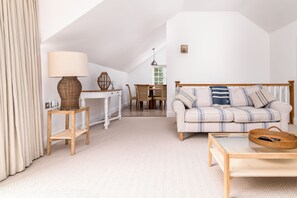 Living area - Sag Harbour, Sandsend Retreats at Saltmoore - Sag Harbour (Sandsend)