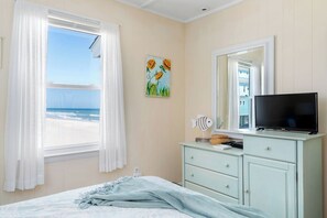 2 bedrooms, internet, bed sheets