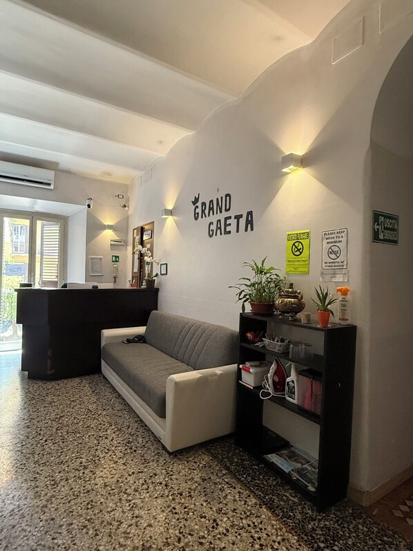 Exterior - Grand Gaeta (Rome)