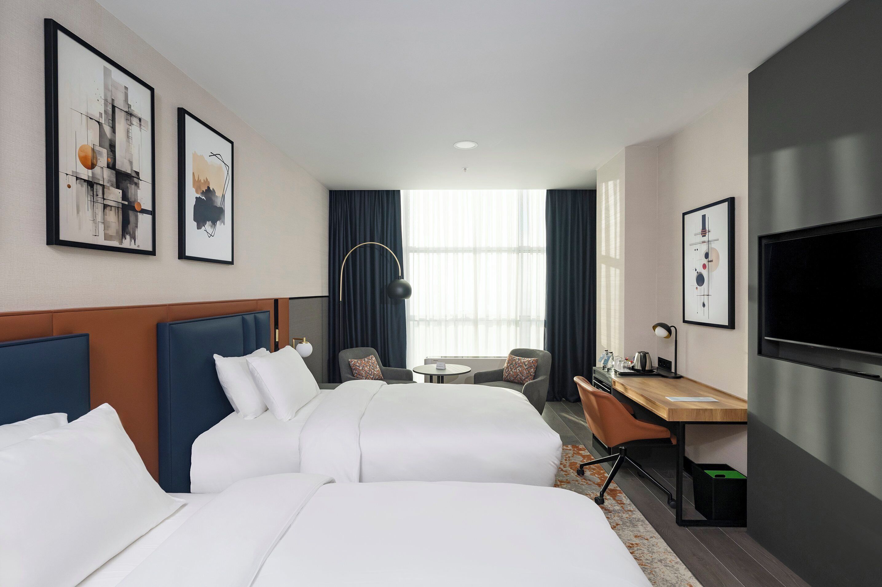 Premium bedding, in-room safe, laptop workspace, blackout drapes