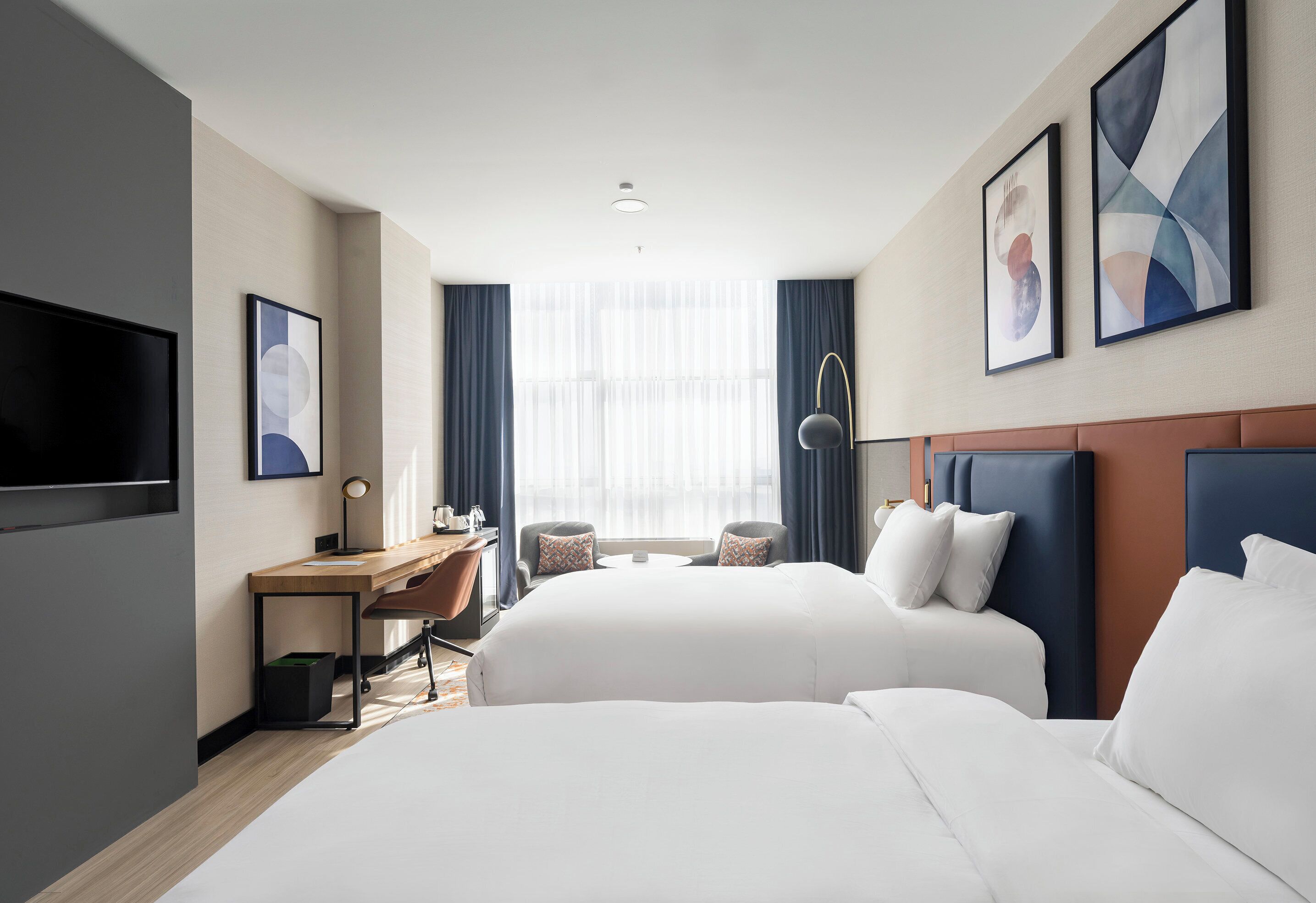 Peralatan tempat tidur premium, peti besi dalam bilik 