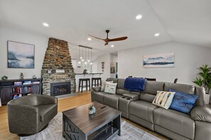 Smart TV, fireplace, books