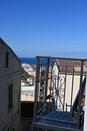 Camera Masaccio | Escrivaninha, Wi-Fi de cortesia