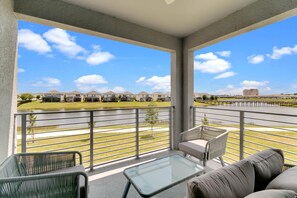 Property grounds - Elegant 3BR Condo w/ Themed Rooms • Fun & Relaxation at Storey Lake (Kissimmee)