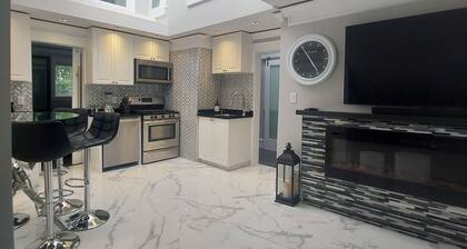 Sunset Views Luxurious 3 Bedroom Castle Home