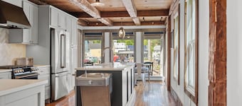 Quintessential Vermont Charm in the Heart of Stowe Village