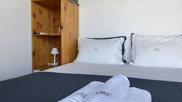 Standard Triple Room, Balcony, Sea View | Free WiFi