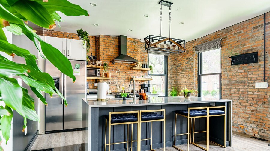Jungle House Downtown Columbus – Modern Boutique Suites