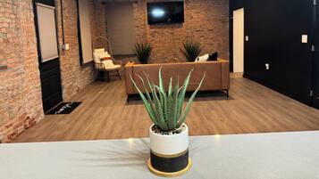 Smart TV de 32 pulgadas con canales digitales, además de Netflix, Hulu