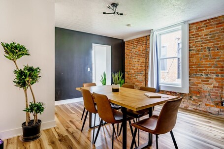 Cozy Casita | Dining room